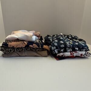 Wholesale Bulk Lot of 10 Women’s Blouses Tops Shirts Dresses Size S (WT5)